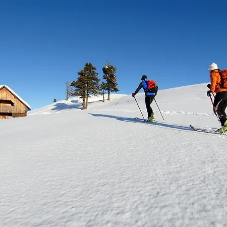 فندق Kuchlerwirt 3*